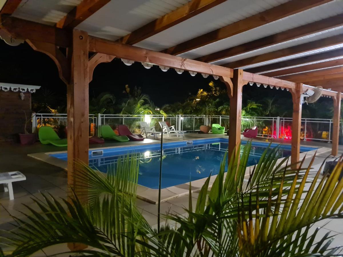 Les Villas De Boisvin Le Moule Szoba fotó