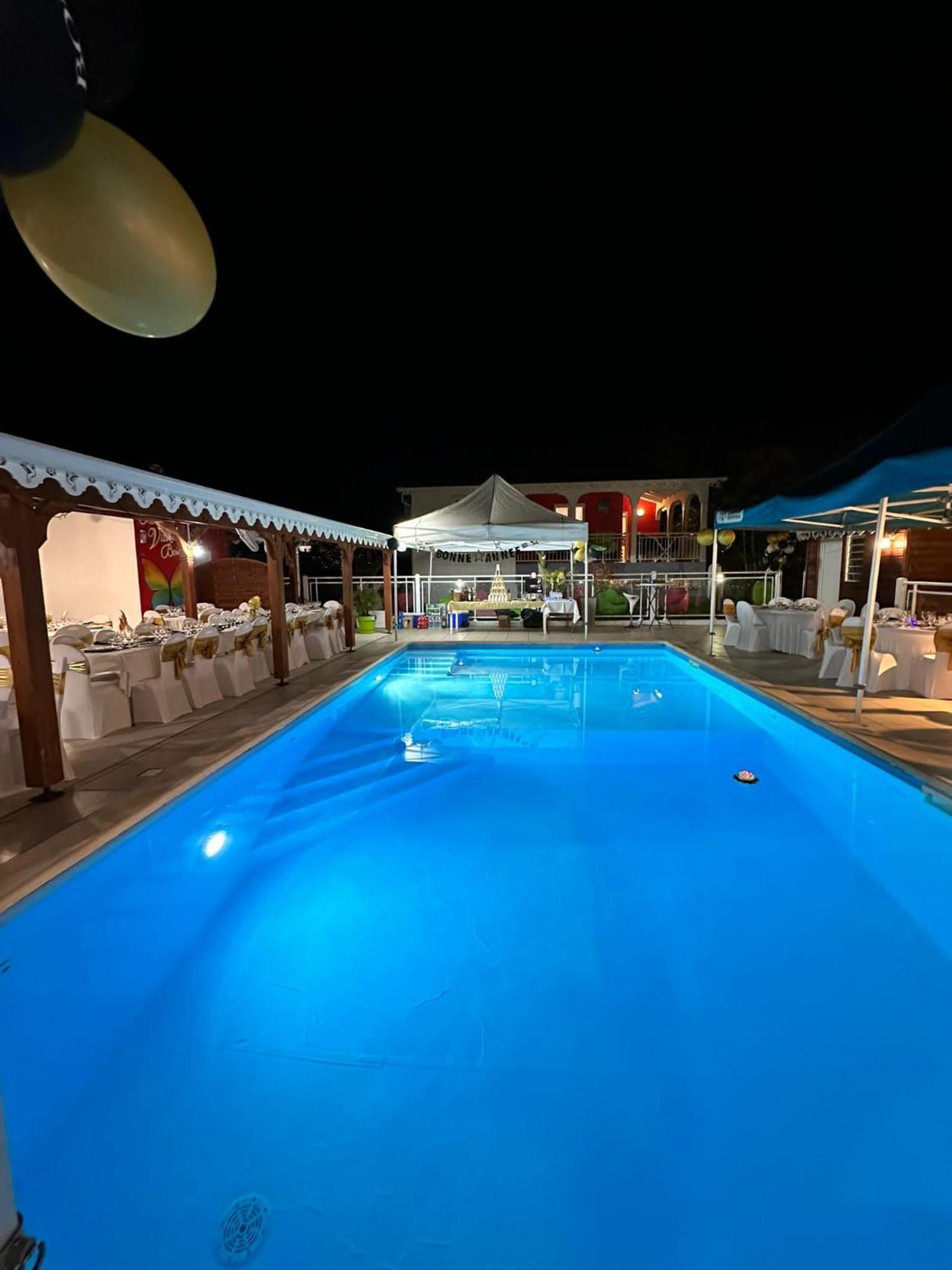 Les Villas De Boisvin Le Moule Kültér fotó